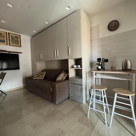 Casa Faust 3*